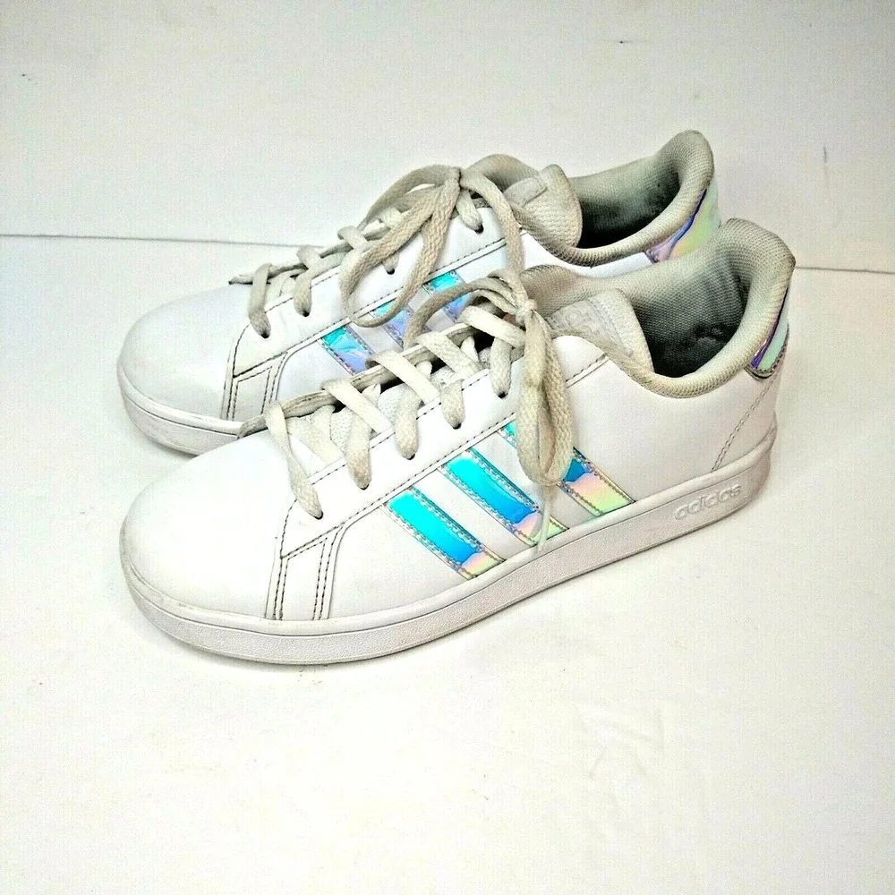 Adidas Originals SuperStar,‎ White Rainbow Stripes Sneakers Size 3.5